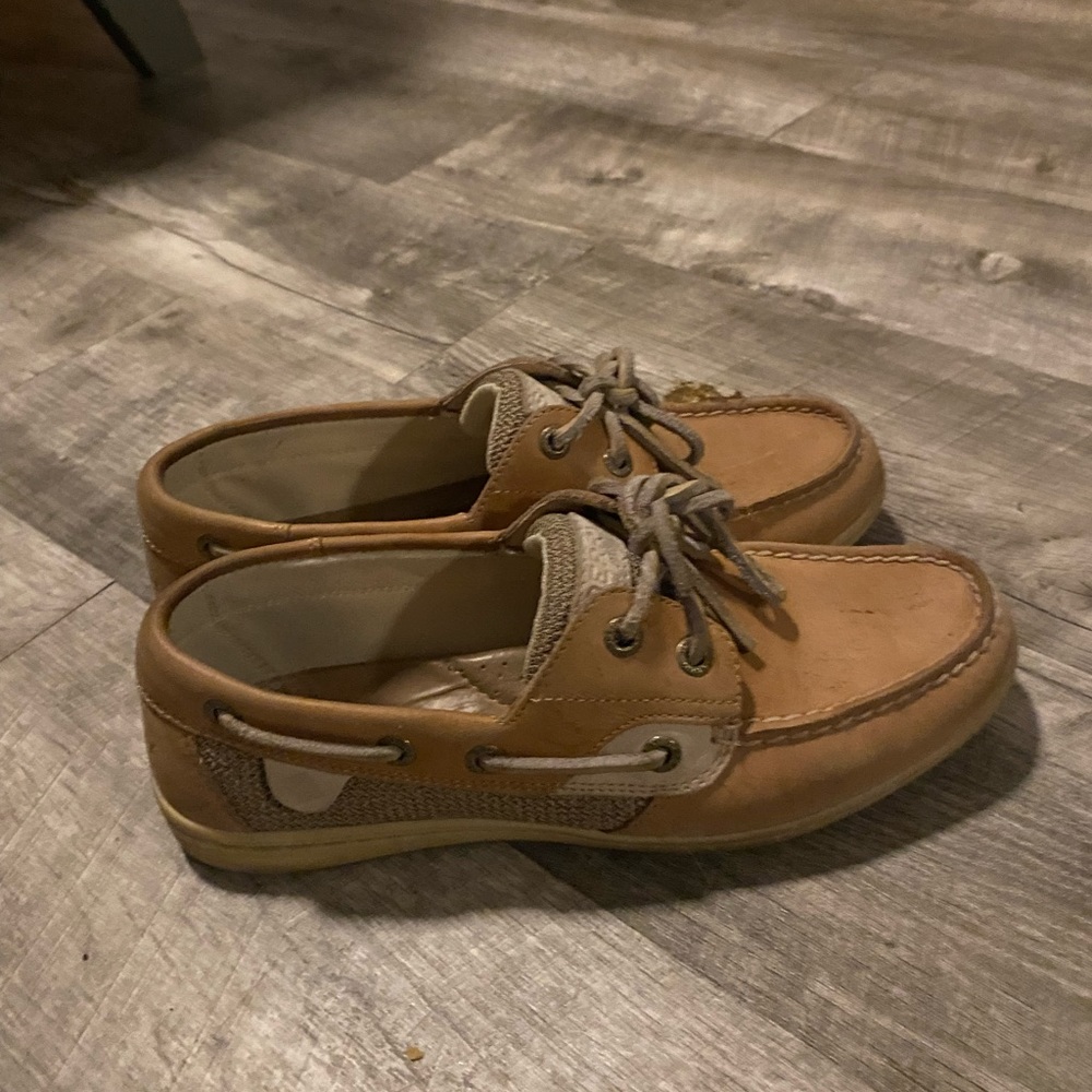 Tan Sperry